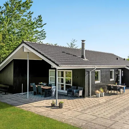 Cozy In With Kitchen Holiday home Tarm