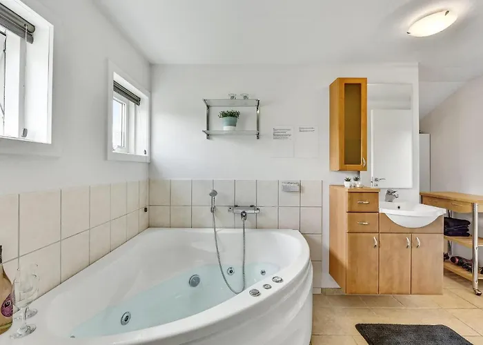 Three-bedroom In Prázdninový dům *